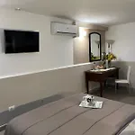 לינה וארוחת בוקר Maison De Charme פומפיי