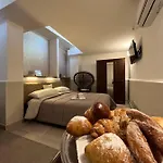 Maison De Charme פומפיי