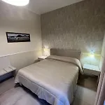 Maison De Charme לינה וארוחת בוקר