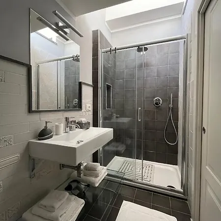 Maison De Charme Bed and Breakfast 4*