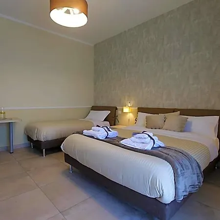 Maison De Charme Alojamento de Acomodação e Pequeno-almoço 4*